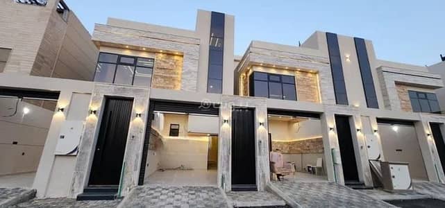6 Bedroom Floor for Sale in West Riyadh, Riyadh - Floor for sale on Al Zaini bin Zuhaira Street, Al Awali District, Riyadh.