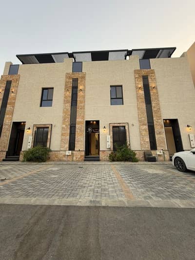 4 Bedroom Villa for Sale in West Riyadh, Riyadh - Floor for sale in Dhahrat Laban, West Riyadh 4 Bedroom Villa for Sale in West Riyadh, Riyadh - Floor for sale in Dhahrat Laban, West Riyadh