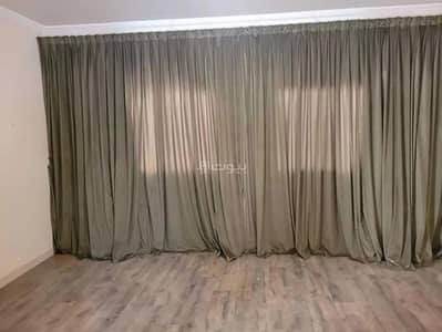 4 Bedroom Villa for Rent in North Riyadh, Riyadh - Villa for rent on Abdulbasit bin Khalil Street, Al Narjis District, Riyadh.
