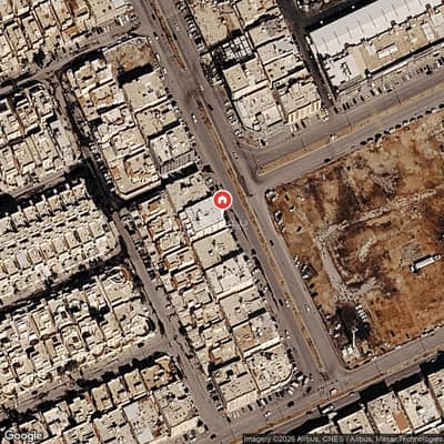 10+ Beds Residential Building for Sale in East Riyadh, Riyadh - Building For Sale On Al-Qubbah Street, Ishbiliyah District, Riyadh City
