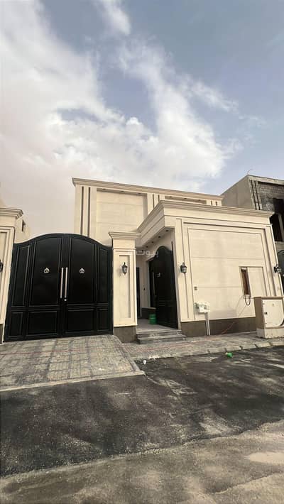 3 Bedroom Floor for Sale in East Riyadh, Riyadh - Role of a founder with two apartments for sale in Al-Nukhba 3 Bedroom Floor for Sale in East Riyadh, Riyadh - Role of a founder with two apartments for sale in Al-Nukhba
