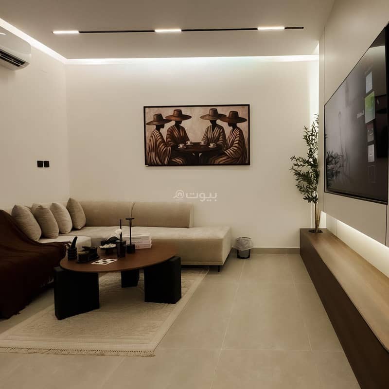 Two elegant rooms and a hall with self-entry Two elegant rooms and a hall with self-entry