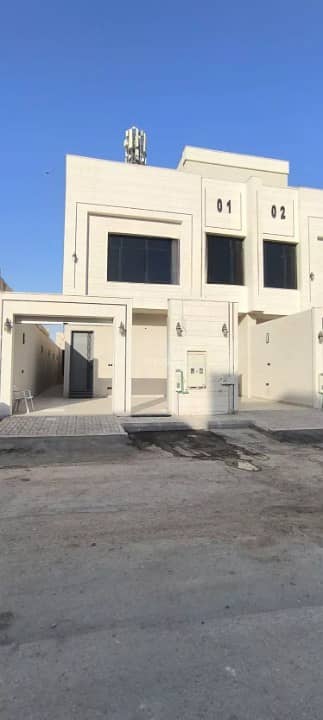 3 Bedroom Floor for Sale in East Riyadh, Riyadh - Floor for sale in Al Janadriyah, East Riyadh
