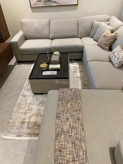 Floor for Sale in South Riyadh, Riyadh - Direct from the owner: residential mezzanine floor in the Badr neighborhood