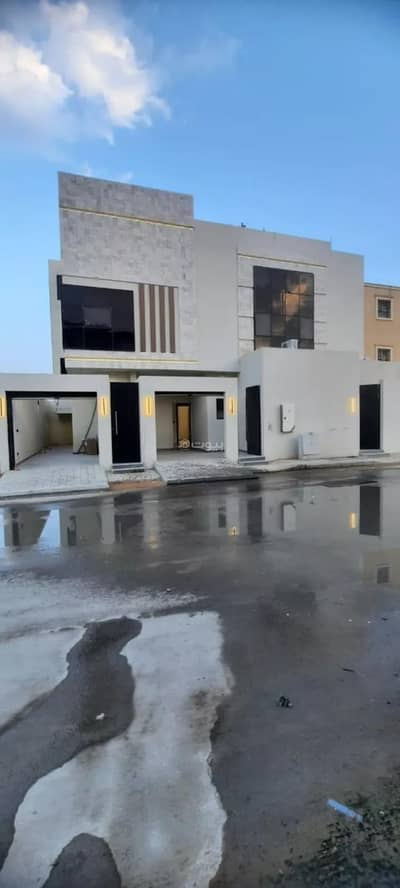 5 Bedroom Floor for Sale in West Riyadh, Riyadh - Floor for sale in Tuwaiq, west Riyadh