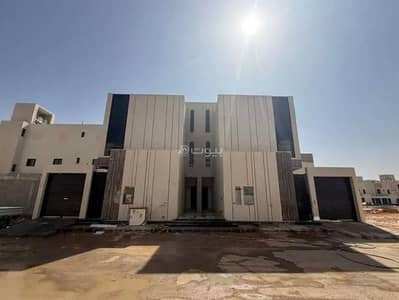 5 Bedroom Floor for Sale in East Riyadh, Riyadh - Role for sale in Al-Janadriyah district, Riyadh