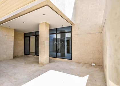 5 Bedroom Villa for Rent in North Jeddah, Jeddah - Villa for rent in Al Sheraa, North Jeddah
