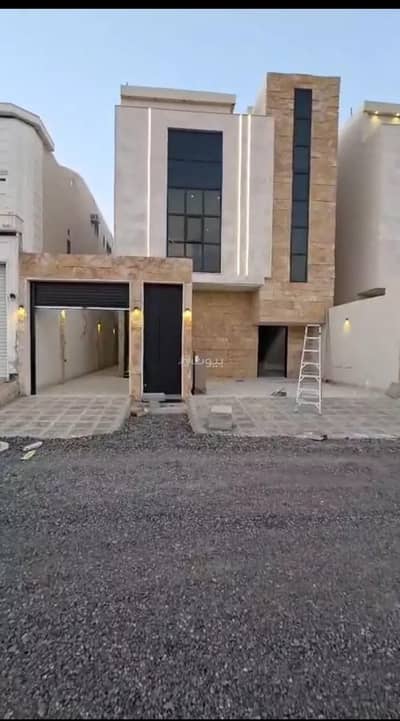 5 Bedroom Floor for Sale in West Riyadh, Riyadh - Floor For Sale in Alawali, Riyadh 5 Bedroom Floor for Sale in West Riyadh, Riyadh - Floor For Sale in Alawali, Riyadh