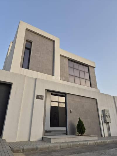 5 Bedroom Villa for Sale in Al Shulah, Dammam - Luxury Villa for Sale in Al Shulah, Dammam