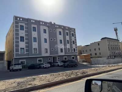 5 Bedroom Residential Building for Sale in North Riyadh, Riyadh - Building For Sale in Al Malqa, North Riyadh