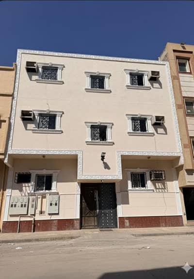 Residential Building for Sale in Central Riyadh, Riyadh - Building for sale in Al-Thulaim, Riyadh Residential Building for Sale in Central Riyadh, Riyadh - Building for sale in Al-Thulaim, Riyadh
