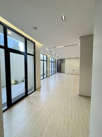 4 Bedroom Floor for Sale in North Riyadh, Riyadh - Luxury ground floor residential unit in Riyadh