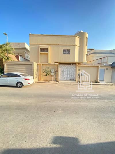 7 Bedroom Villa for Sale in East Riyadh, Riyadh - Villa for sale in Al Rawdah, East Riyadh 7 Bedroom Villa for Sale in East Riyadh, Riyadh - Villa for sale in Al Rawdah, East Riyadh