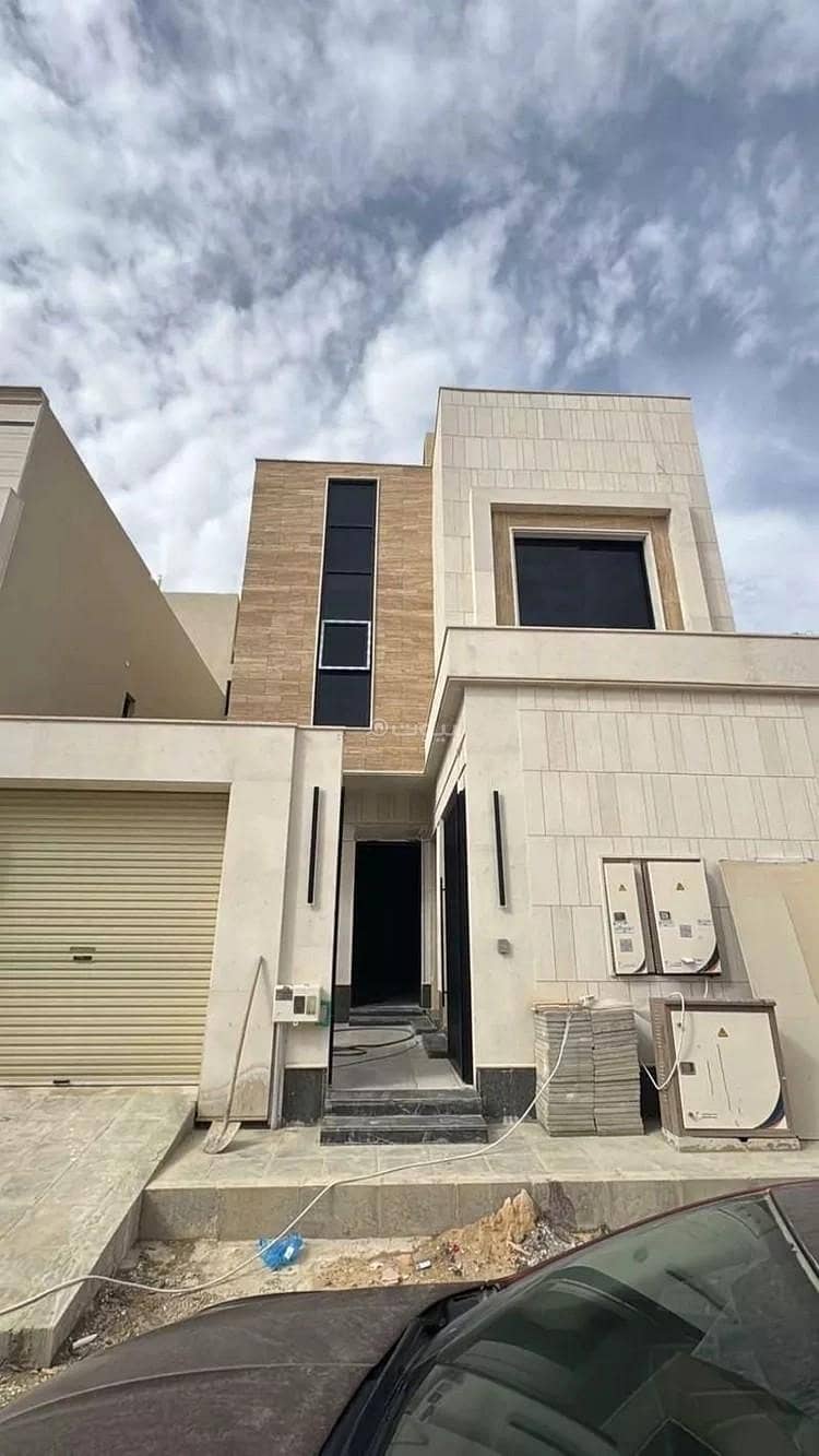 Floor For Sale in Al Janadriyah, East Riyadh Floor For Sale in Al Janadriyah, East Riyadh