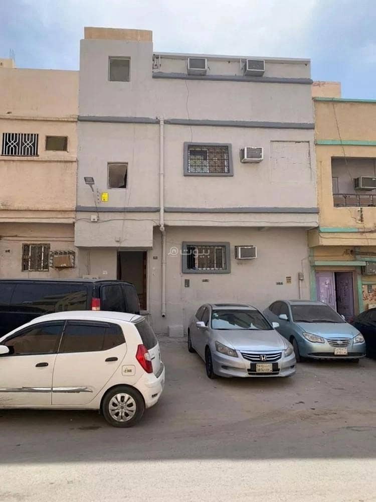 عمارة للبيع في شارع الشنانة, حي غبيرا, مدينة الرياض عمارة للبيع في شارع الشنانة, حي غبيرا, مدينة الرياض
