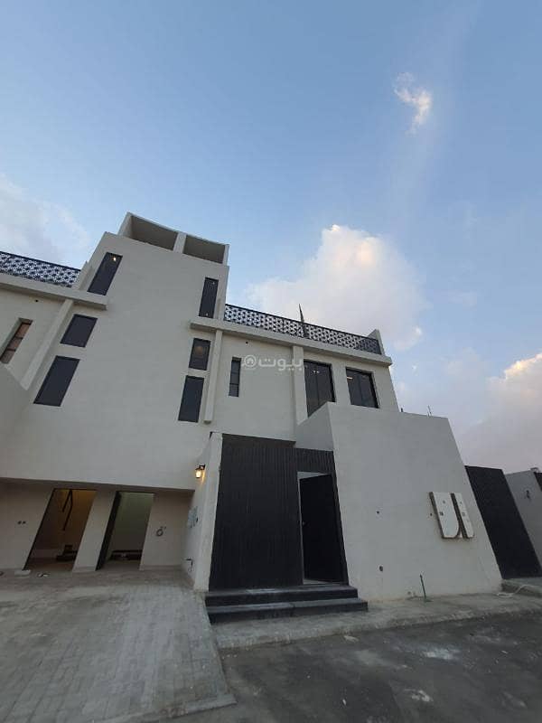 Ground floor with a private entrance, garage, and privacy for sale in East Riyadh Ground floor with a private entrance, garage, and privacy for sale in East Riyadh