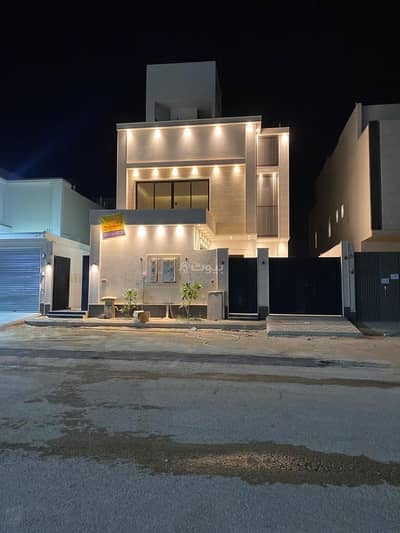 4 Bedroom Floor for Sale in East Riyadh, Riyadh - Luxury role for sale in Al-Bayan 4 Bedroom Floor for Sale in East Riyadh, Riyadh - Luxury role for sale in Al-Bayan