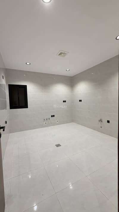 4 Bedroom Apartment for Sale in North Jeddah, Jeddah - Four-bedroom apartment for sale