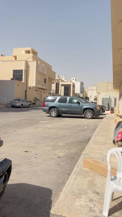 Commercial Building for Sale in North Riyadh, Riyadh - Commercial building for sale in Al Malqa, north Riyadh