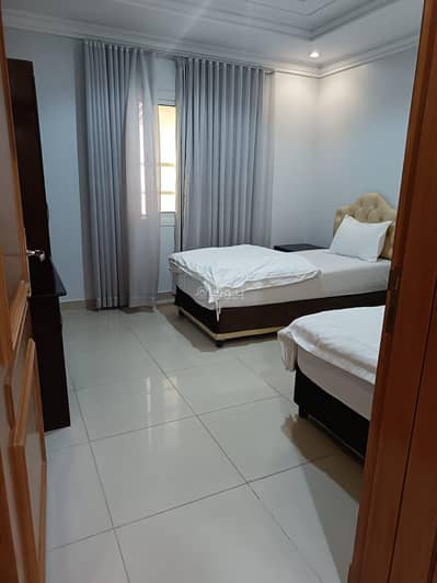 3 Bedroom Flat for Rent in East Riyadh, Riyadh - Three bedrooms and a spacious living room unit-3