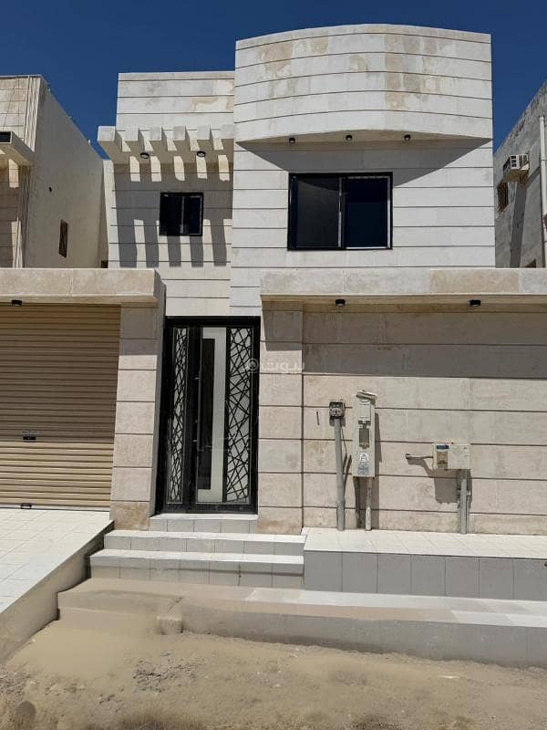 Villa in King Fahd Suburb 5 bedrooms 1050000 SAR - 88000782 Villa in King Fahd Suburb 5 bedrooms 1050000 SAR - 88000782