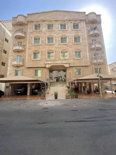 5 Bedroom Apartment for Rent in North Jeddah, Jeddah - Renovated apartment in Al-Rudha with deluxe finish, 5 bedrooms with a maid's room
