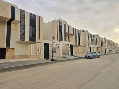 4 Bedroom Floor for Sale in West Riyadh, Riyadh - Floor for sale on Abi Al-Abbas bin Masoud Street, Tuwaiq District, Riyadh, Riyadh Region.