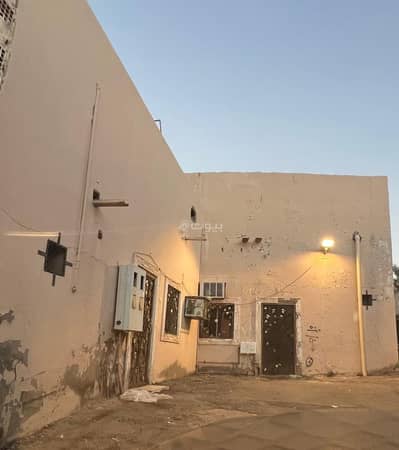 9 Bedroom Floor for Sale in Urwah, Madina - A traditional house for sale in Afrooh neighborhood 9 Bedroom Floor for Sale in Urwah, Madina - A traditional house for sale in Afrooh neighborhood