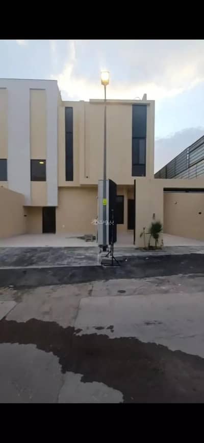 3 Bedroom Floor for Sale in West Riyadh, Riyadh - Floor For Sale in Al Suwaidi, Riyadh 3 Bedroom Floor for Sale in West Riyadh, Riyadh - Floor For Sale in Al Suwaidi, Riyadh