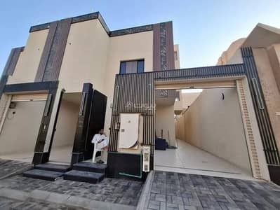 6 Bedroom Floor for Sale in West Riyadh, Riyadh - Floor For Sale in Al Suwaidi, Riyadh