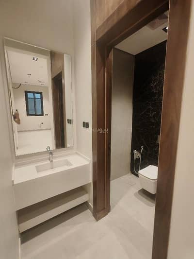 3 Bedroom Flat for Sale in East Riyadh, Riyadh - An apartment in a residential building with a modern design in Al-Munsiyeh neighborhood, East Riyadh, with an excellent location near all services and main roads.