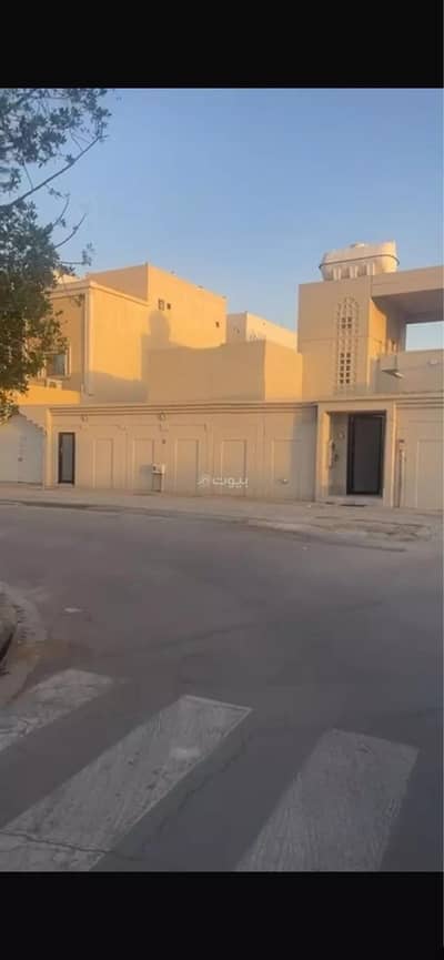 3 Bedroom Villa for Sale in East Riyadh, Riyadh - Villa for sale on Street No. 60, Al-Jazirah District, Riyadh Citya