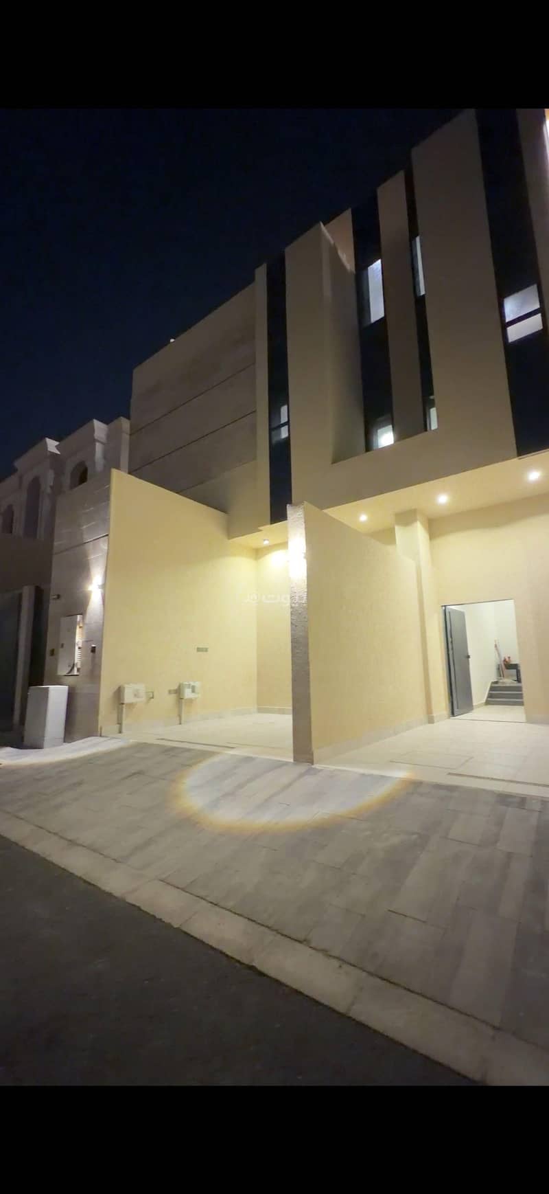 Floor in East Riyadh,Al Bayan Neighborhood 4 bedrooms 1200000 SAR - 87977570 Floor in East Riyadh,Al Bayan Neighborhood 4 bedrooms 1200000 SAR - 87977570