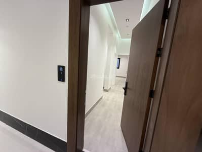3 Bedroom Apartment for Sale in East Riyadh, Riyadh - Apartment for sale in Al-Yarmouk; a design that features privacy