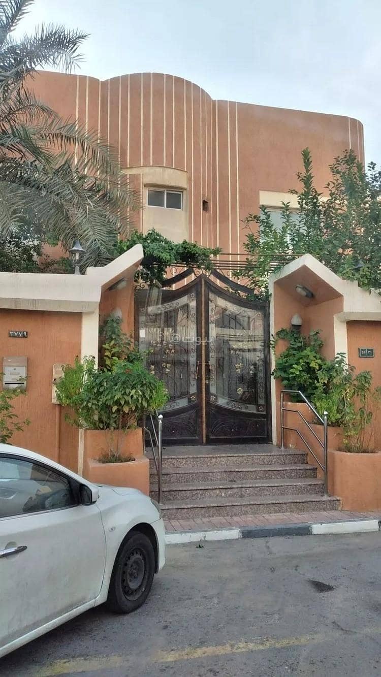 فيلا للبيع في شارع احمد بن الجزري, حي الحمراء, الدمام فيلا للبيع في شارع احمد بن الجزري, حي الحمراء, الدمام