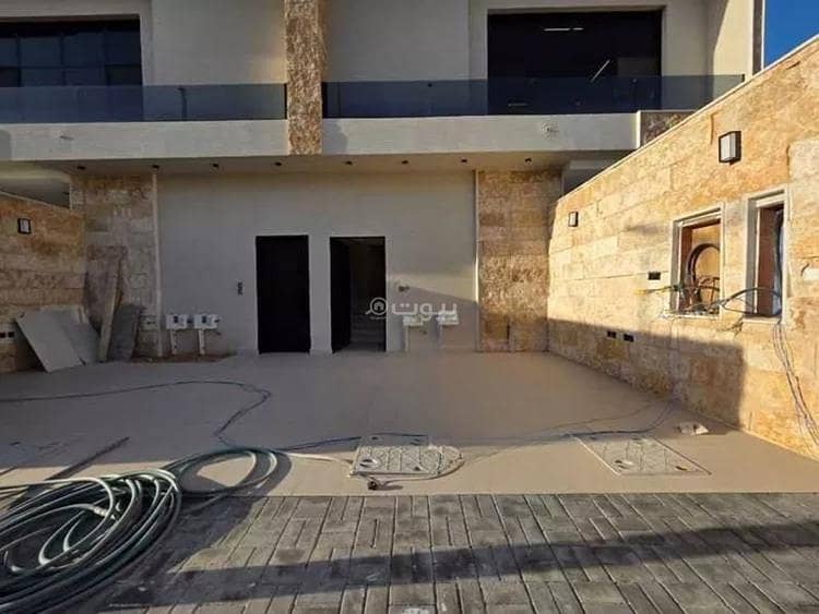 A floor for sale on Al Dhahi Street, Qurtubah District, Riyadh. A floor for sale on Al Dhahi Street, Qurtubah District, Riyadh.