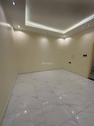 1 Bedroom Apartment for Rent in East Riyadh, Riyadh - An apartment for rent on Tabuk Street, Al Izdihar District, Riyadh.