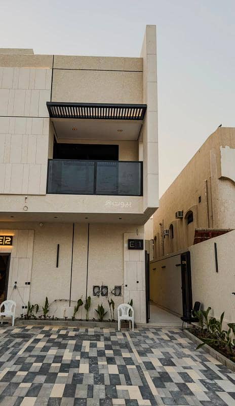 Roles for sale in Al-Badi'a neighborhood Roles for sale in Al-Badi'a neighborhood
