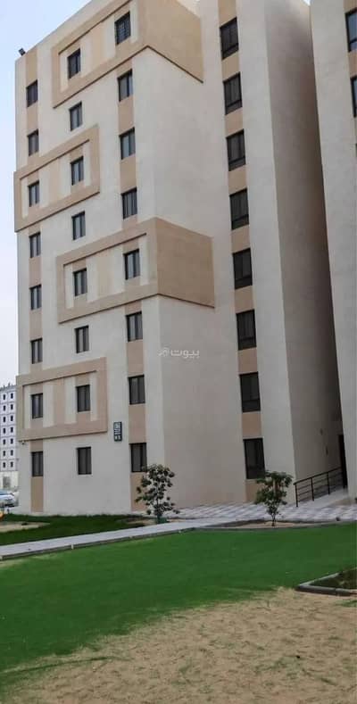 3 Bedroom Apartment for Rent in South Housing, Dammam - An apartment for rent on Al Amanah Street, Al Iskan Al Janoubi District, Dammam.