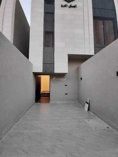 6 Bedroom Floor for Sale in East Riyadh, Riyadh - Upper townhouse in Al-Yarmook neighborhood, East Riyadh, with an excellent location close to all services and main roads 6 Bedroom Floor for Sale in East Riyadh, Riyadh - Upper townhouse in Al-Yarmook neighborhood, East Riyadh, with an excellent location close to all services and main roads