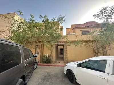 4 Bedroom Floor for Rent in North Riyadh, Riyadh - Floor for rent on Street No. 71, Al Yasmin District, Riyadh.