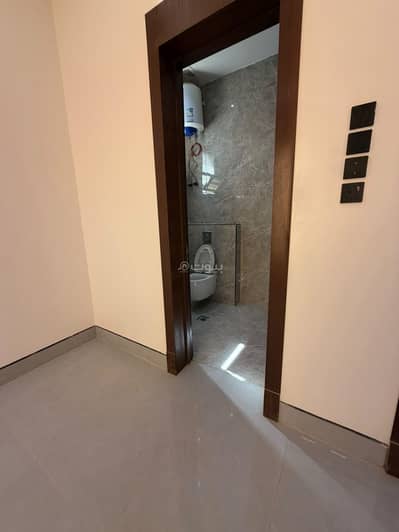 3 Bedroom Floor for Sale in East Riyadh, Riyadh - 3 bedrooms villas for sale in Al Reem (Al Raha Beach) - note: This translation preserves the proper noun(s) as requested. If the location name should be different, please provide more context.