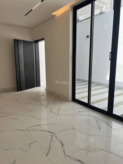 2 Bedroom Villa for Rent in North Riyadh, Riyadh - For rent: a distinctive and luxurious ground floor apartment, newly built, featuring proximity to all services, close to King Khalid Road, King Salman Road, King Fahd Road, and very close to the 2030 Complex.