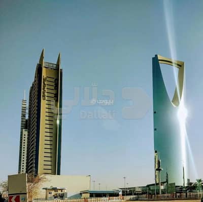 2 Bedroom Apartment for Sale in North Riyadh, Riyadh - Luxury apartment for sale in DAMAC Tower Riyadh with a direct view of Kingdom Centre and Al Faisaliah Tower