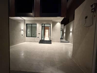 4 Bedroom Floor for Sale in East Riyadh, Riyadh - Ground floor role 430 square meters and 4 bedrooms in Al-Yarmouk neighborhood