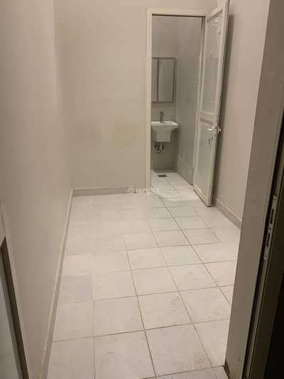 Room for Rent in North Riyadh, Riyadh - Driver's room for rent in Al-Narjis