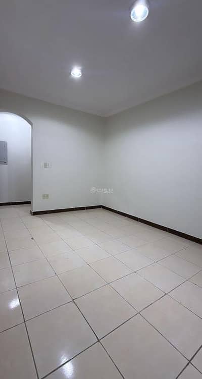 2 Bedroom Flat for Rent in Al Aziziyah, Dammam - Luxurious apartment for rent in Al-Aziza neighborhood – Dammam