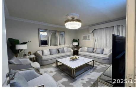10+ Beds Villa for Sale in East Riyadh, Riyadh - Villa with 3 apartments for sale 10+ Beds Villa for Sale in East Riyadh, Riyadh - Villa with 3 apartments for sale