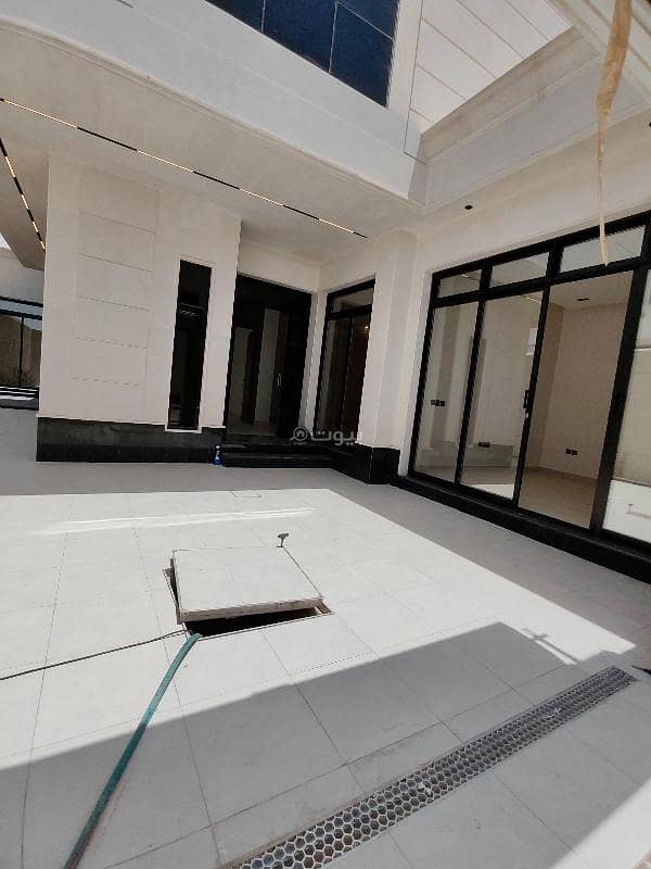 Villa with a corner, internal staircase, Al-Muazaliya neighborhood, east Riyadh, an excellent location close to all services and major roads. Villa with a corner, internal staircase, Al-Muazaliya neighborhood, east Riyadh, an excellent location close to all services and major roads.