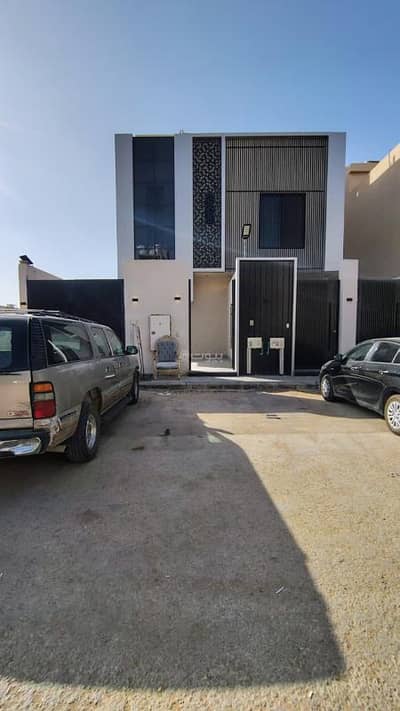 5 Bedroom Apartment for Sale in North Riyadh, Riyadh - Luxurious upper townhouse for sale in Al Ard neighborhood 5 Bedroom Apartment for Sale in North Riyadh, Riyadh - Luxurious upper townhouse for sale in Al Ard neighborhood